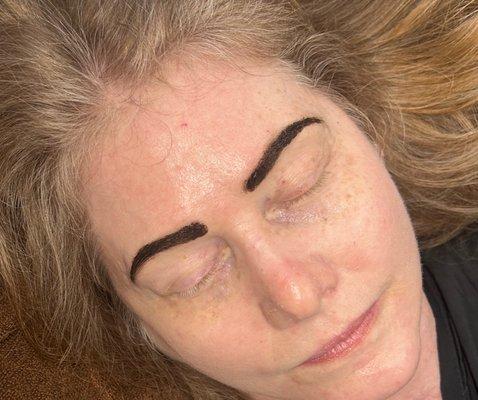 Henna brows