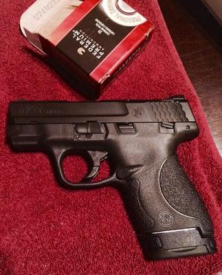 S&W 9mm Shield: A Single stack sub-compact that will make you want to steal it from your wife (;