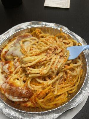 Very dry and clumpy sauce on Spaghetti and Chicken Parmesan,