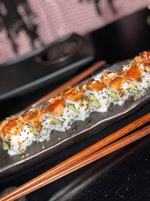 Spicy Salmon Roll