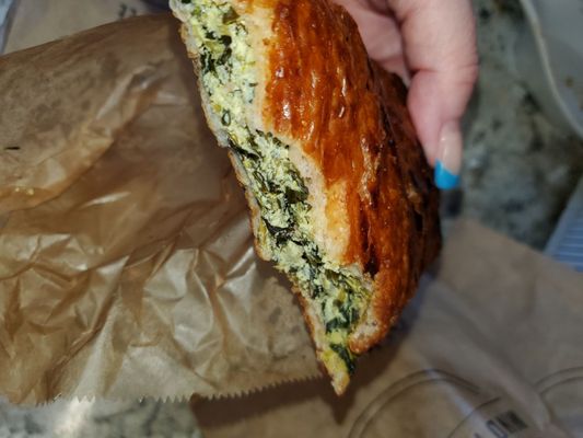 Spinach and ricotta croissant