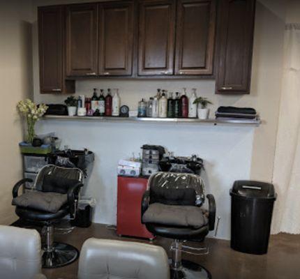 Young's Salon & Spa