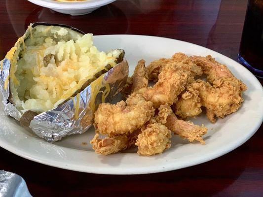 Fried shrimp & baked potato