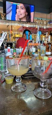 Bartender Beto!! Our empty delicious drinks !