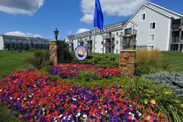 Harbor Cove Apartments & Beach Club