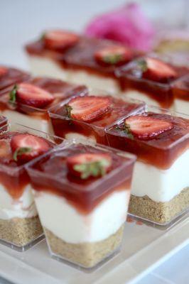 Strawberry cheesecake cups