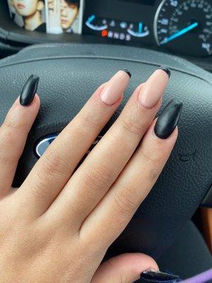 nails