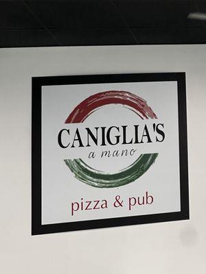 Caniglia's a mano sign