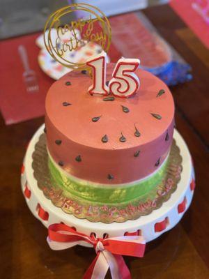 amazing 15th birthday cake sugar watermelon di Harry Styles!  dulce de leche filling! Thank you Shirley!