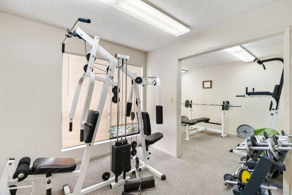 Parkside Equestrian Estates Gym