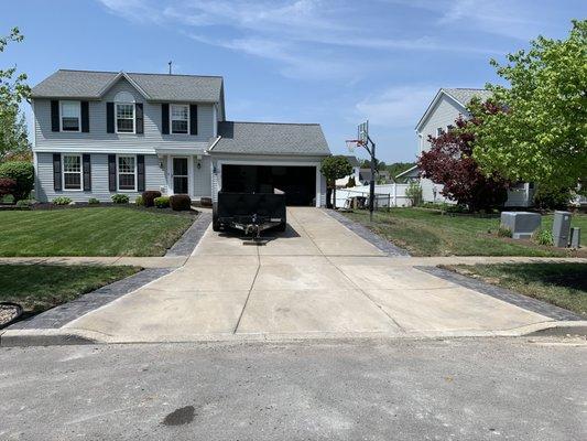 Dark Grey Ashlar Stamped Concrete Driveway Border