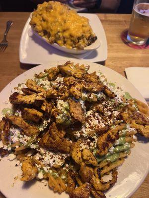 Green Waffle Fries w/ chicken