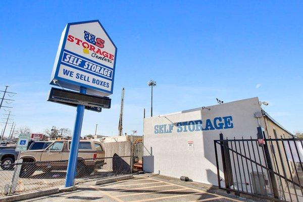 exterior sign self storage