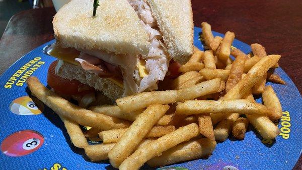 Club Sandwich w/ Fries