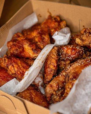 Spicy Garlic & Soy Garlic Chicken Wings!