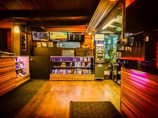 Puff N Chill provides a comfortable atmosphere and excellent customer service to help find the ideal cannabis