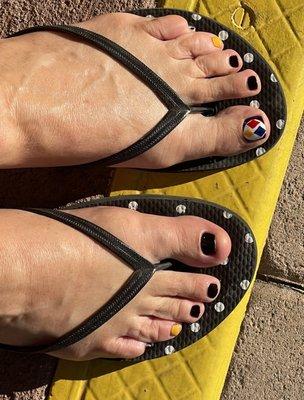 Pittsburgh Steelers design painted on my toenail.