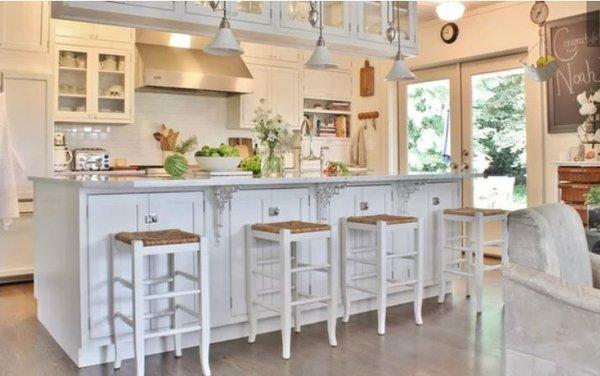 Light Florida Interiors Kitchens