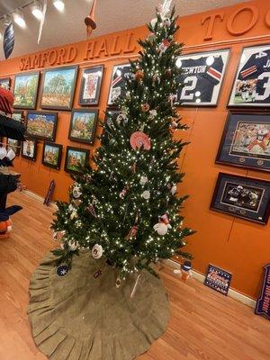 Auburn Art Christmas Tree