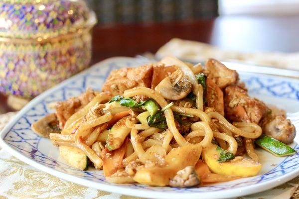 Udon Pad Kee Mow