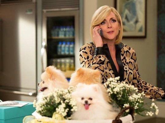 The president's dog with Jane Krawkoski on The Unbreakable Kimmy Schmidt!