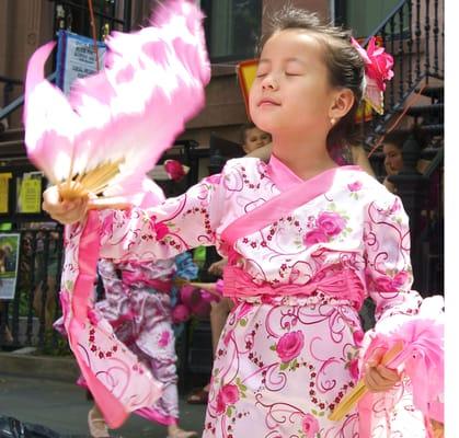 Chinese Fan Dance