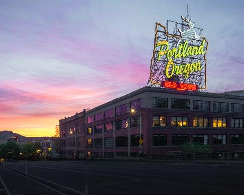 The White Stag Sign at Sunset. Learn to take and edit photos like this.