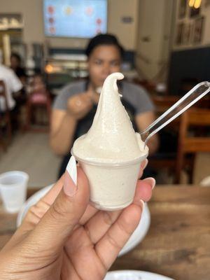 churro ice cream sample