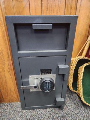 Hollon depository safe installed in White Plains