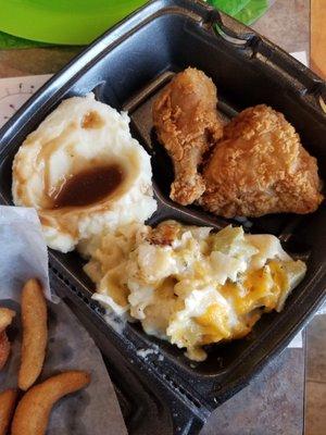 Chicken mashed potatoes and gravy