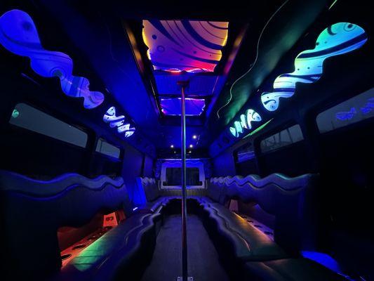 Thunder 24 Passenger Party Bus