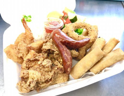 Pinoy Platter (Calamari,Camaron,Longganisa, Fried Chicken,lumpia Shanghai)