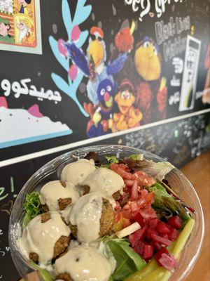 Falafel salad