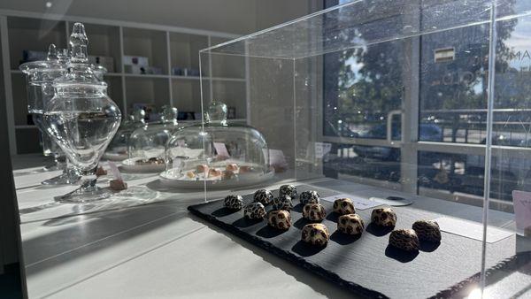 Chocolate display and free sample