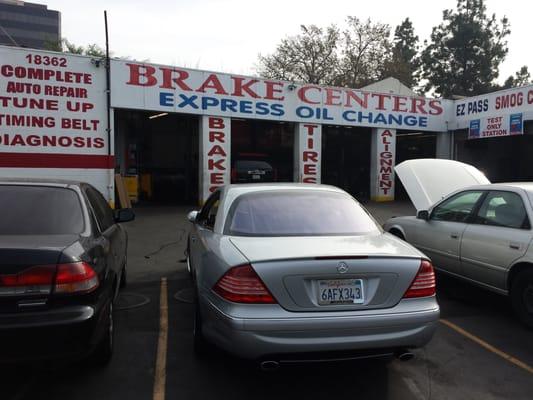 As u can see this is my cl500 in front of the very friendly loveky shop