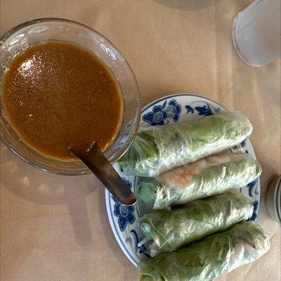 Imperial rolls with peanut sauce