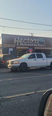 Hector's Auto Repair