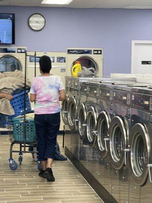 Coins Laundry - self service