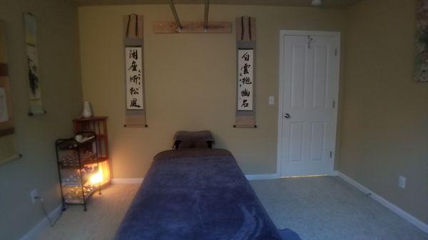 Ashiatsu bar massage