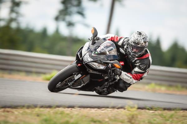 Getting down on my Ride Motorsports RSV4 at The Ridge Motorsports Park with 2Fast Motorcycle Instruction and Track Days