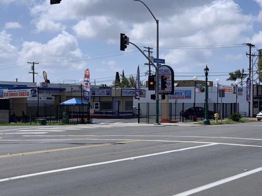 UMI SMOG INC. On the corner of 39th street and University Ave.