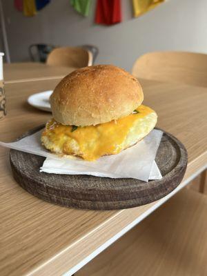 Breakfast sandwich