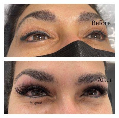 Featherweight volume eyelash extensions are done here at Noemi Hair & Nails