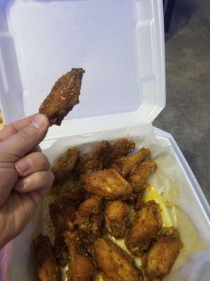 Tiniest wings i have ever seen!!!!