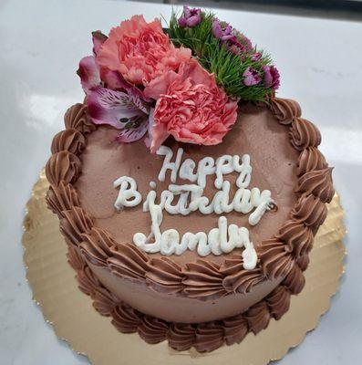 These guys did a really special cake for my sweet neighbor.It's Sandy's 79th today!!