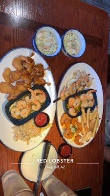 Red Lobster - All you can eat Shrimpies.  Come hungry. They hook you up ^_^