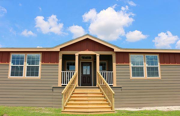 Don't leave your guests in the rain! Palm Harbor's Hacienda has a built-in porch to welcome friends and family!