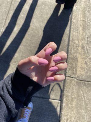 Pink gel nails w tips