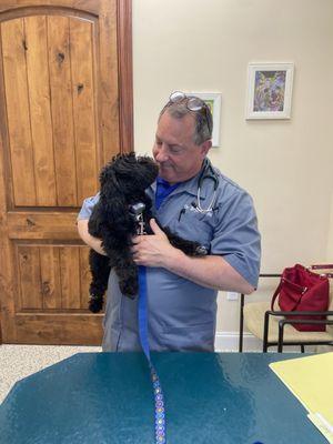 Sallie Ann had a great check up with Dr. Krazel today.  Thank you Dr. Krazel and your wonderful staff !  WOOF