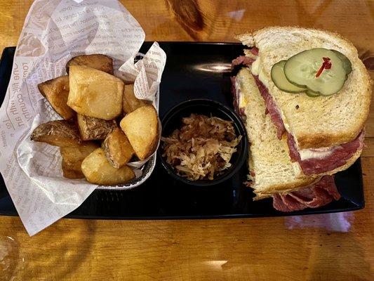 Reuben (sauerkraut on side) with broasted potatoes ($1 upcharge)